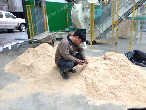 sawdust waiting for pelletizing